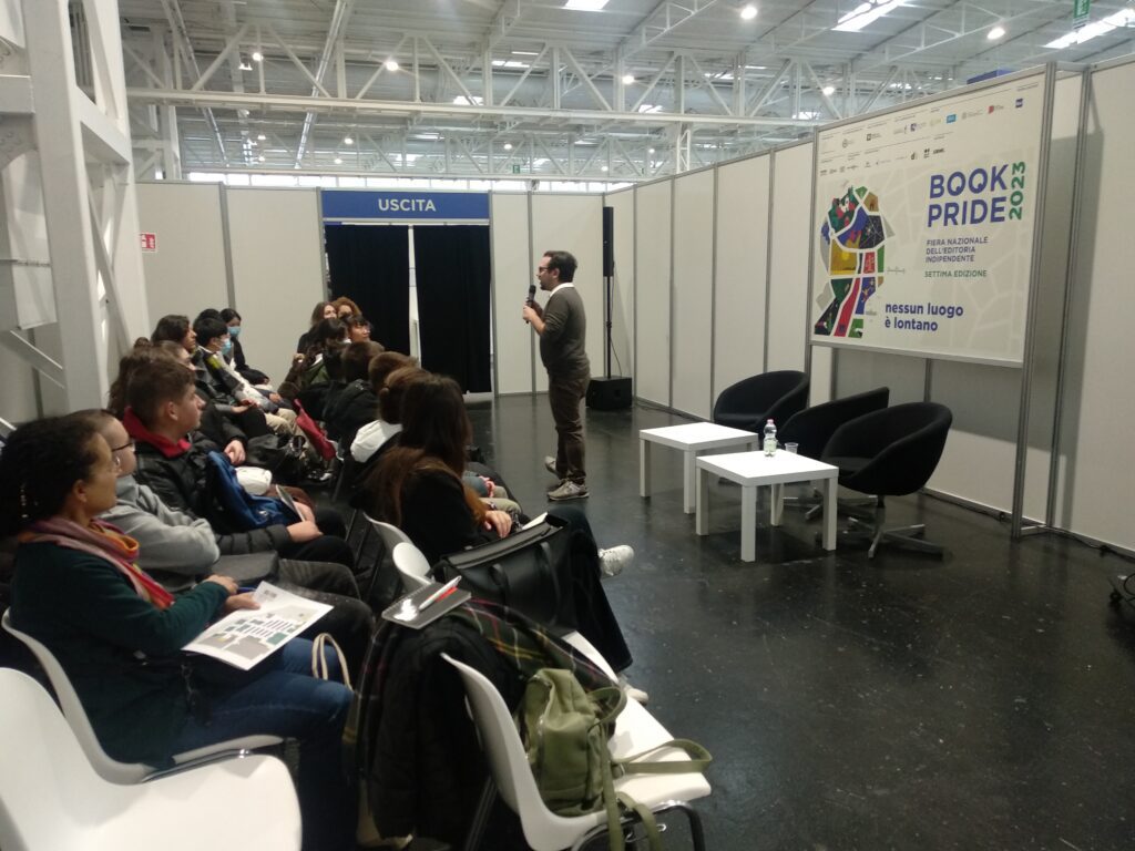 Le classi seconde dell’ITAG visitano il Bookpride Milano 2023