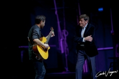 Gianni Morandi returns to sing on the stage of the Teatro Duse in Bologna