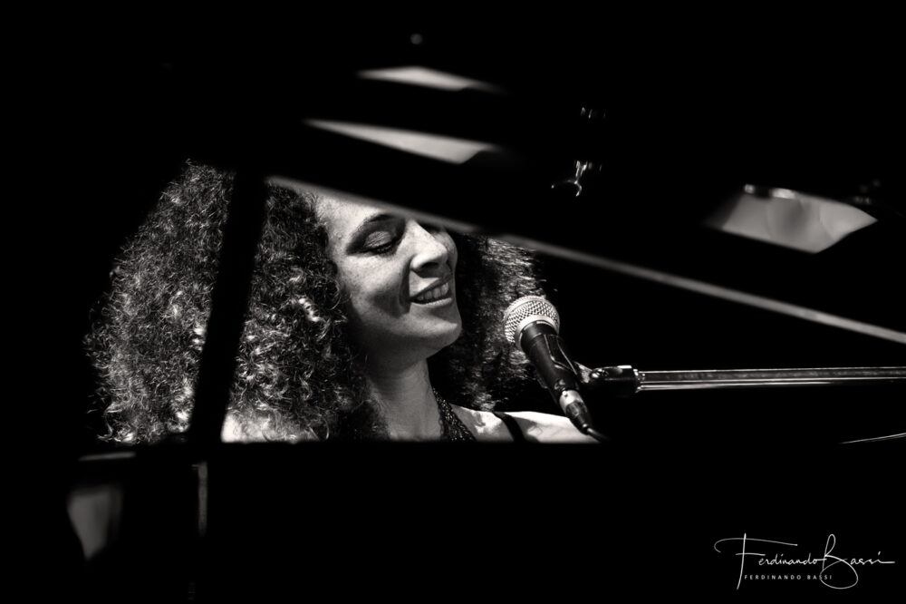 kandace springs