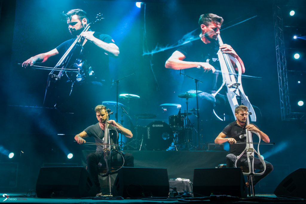 2Cellos