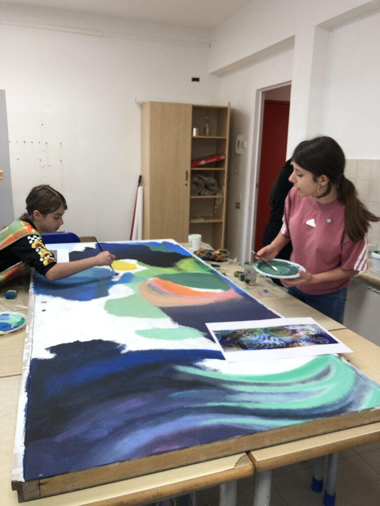 Laboratorio artistico di pittura su tavola e su porte